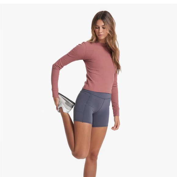 Vuori Studio Pocket Short Women's Biker Shorts, Size Small - Azure - Picture 2 of 7